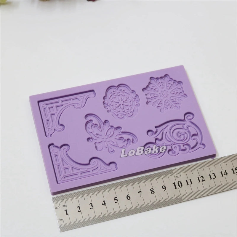 Molde de Silicone Para Confeitaria Com 6 Ornamentos CM 462